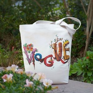 Vogue Magazine x Salvador Dali Tote Bag 2022 Limited Edition Book Tote Market